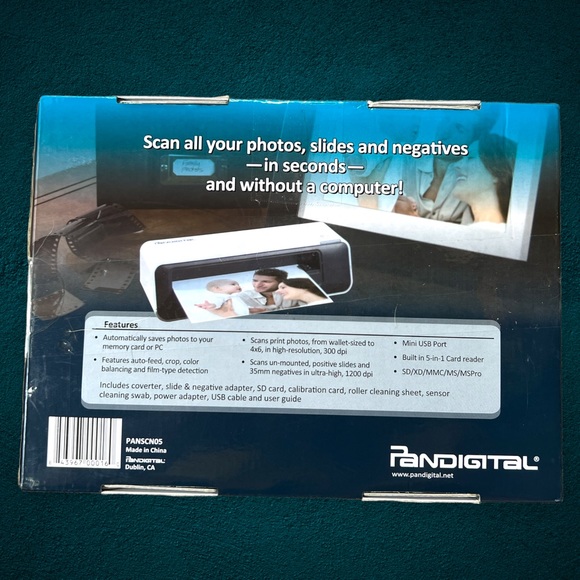 Pandigital Photolink One-Touch 4” x 6” Photo and Slide and Negative Scanner.NWT - Picture 2 of 6